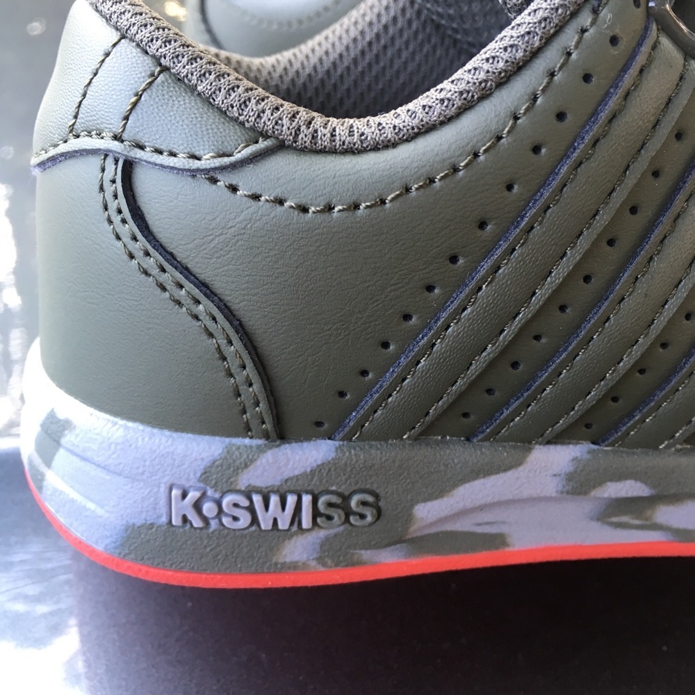 NWOB! K-SWISS Sneakers In Army Green and Red Soles - Picture 2 of 8